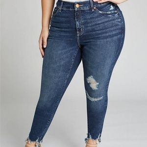 Curvy Fit High Rise Destructed Skinny Jeans